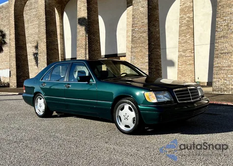 1996 Mercedes-Benz S 420 z USA, uszkodzony, nr VIN WDBGA43E2TA303224